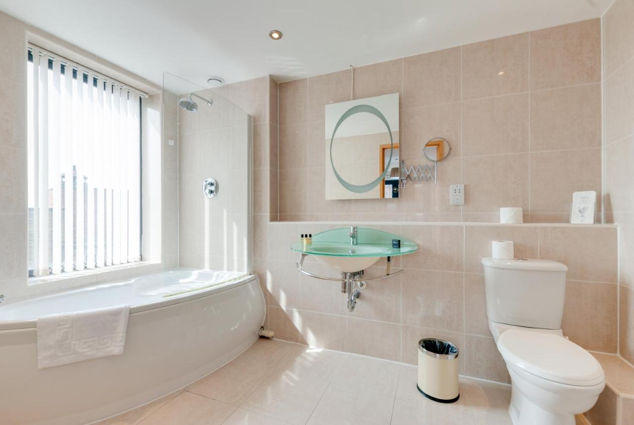 Base Serviced Apartments - Duke Street ليفربول المظهر الخارجي الصورة